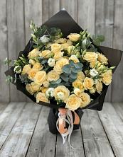 Букет цветов из:  Розы и Лизиантусы в Хадыженске