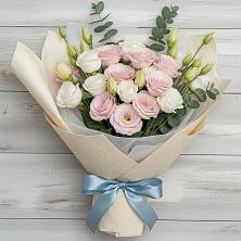 Букет цветов из:  Лизиантусы в Хадыженске