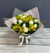 Букет цветов из:  Орхидеи и Розы в Хадыженске