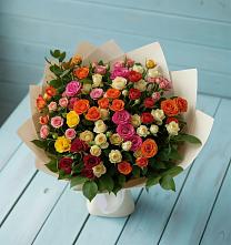 Букет Микс из разноцветных кустовых роз в Хадыженске